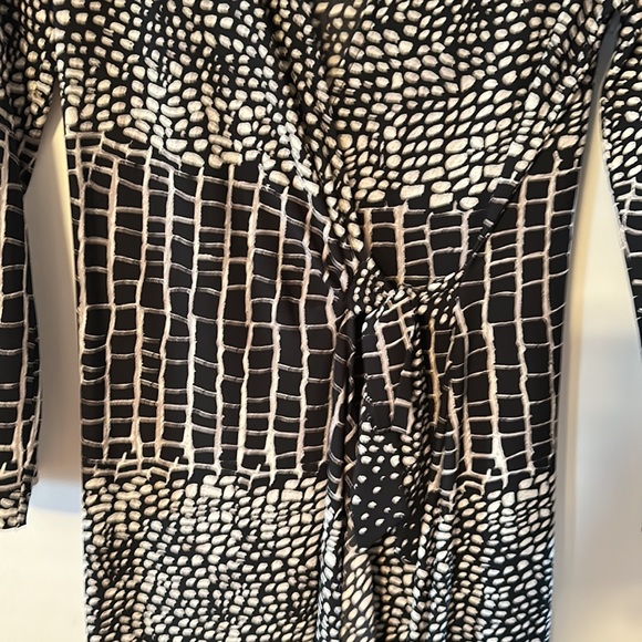 BCBG Max Azria wrap dress, size L - Picture 4 of 5